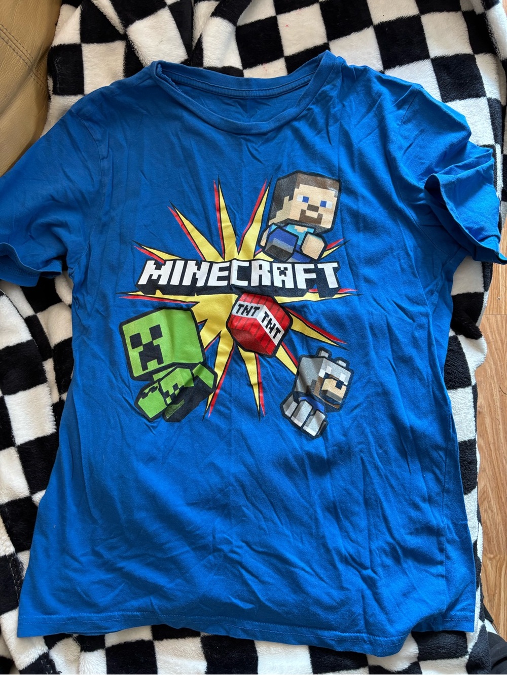Boys xlarge blue Minecraft shirt